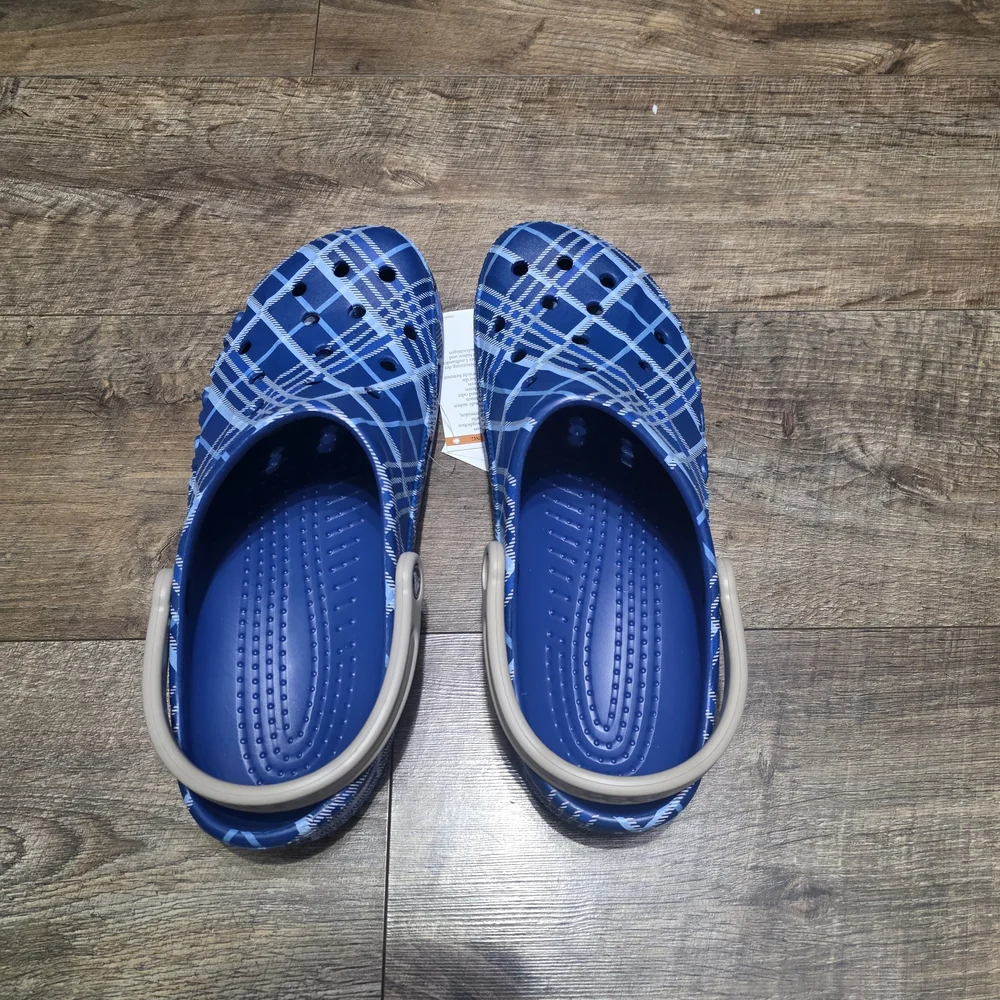 New Crocs Comfort Sandals Men Size 12